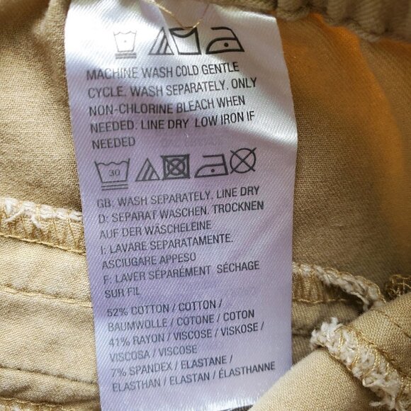 Isaac Mizrahi Live Pull On Cropped Khaki Chinos Size 6 - Picture 4 of 11